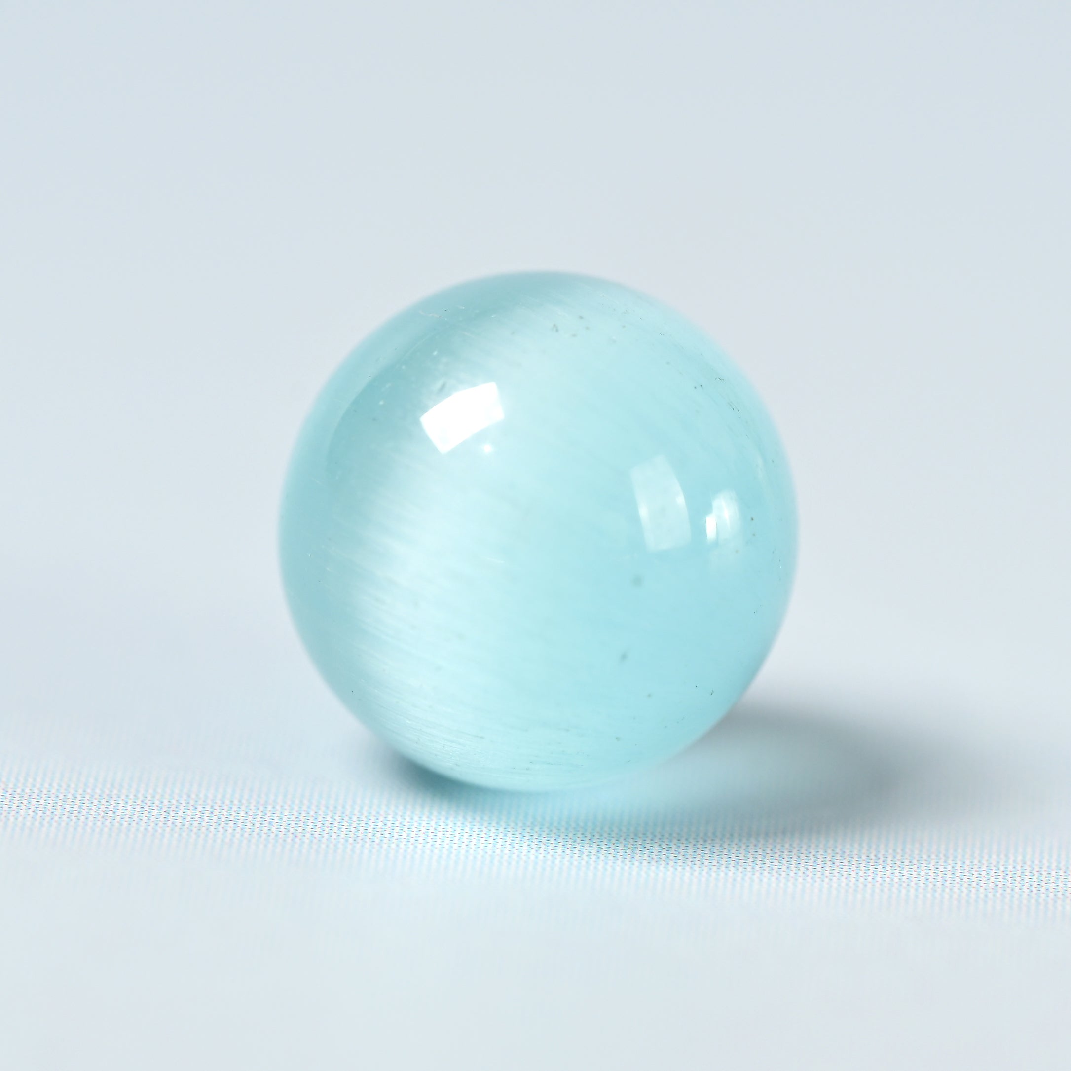 Œil de chat Bleu clair