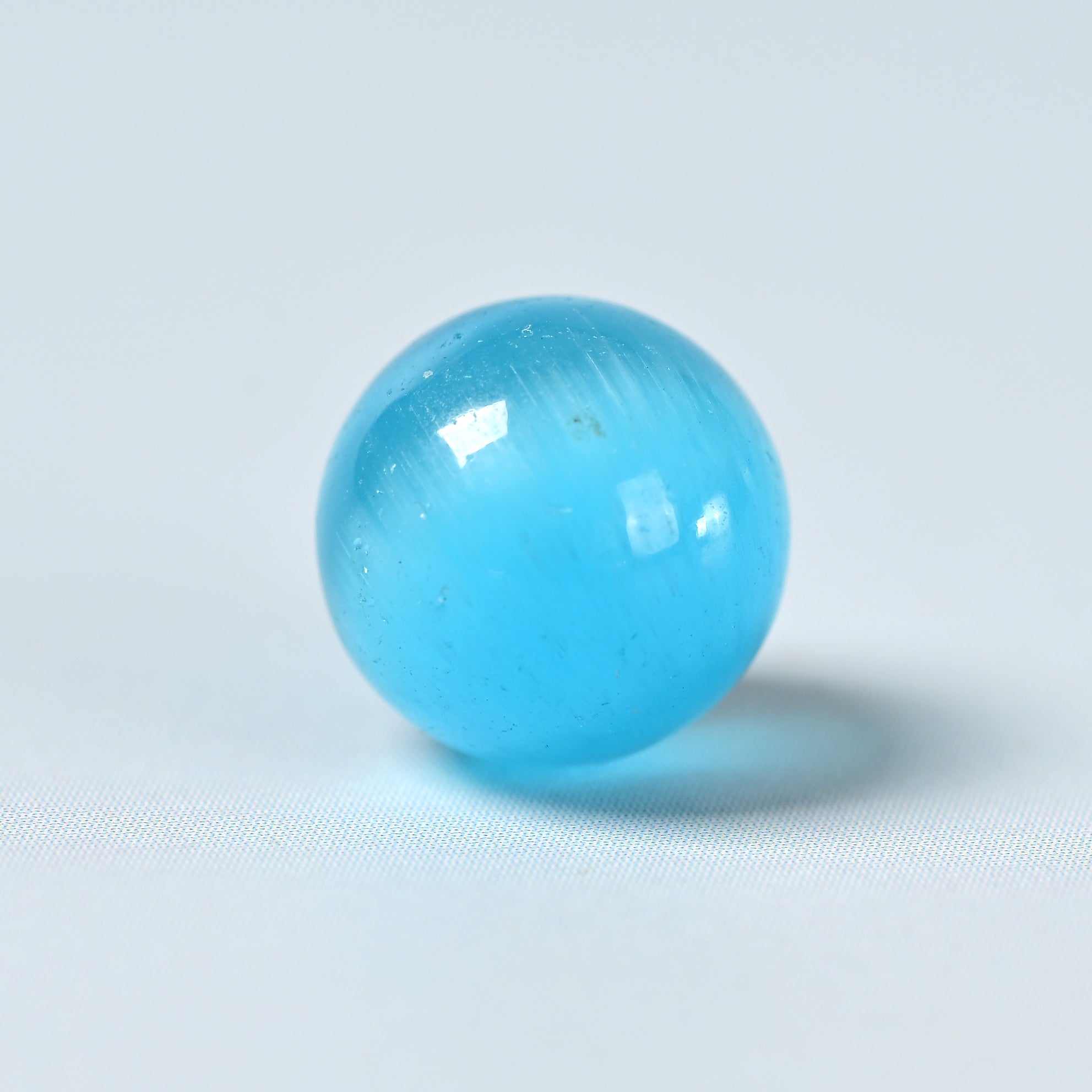 Œil de chat Bleu foncé