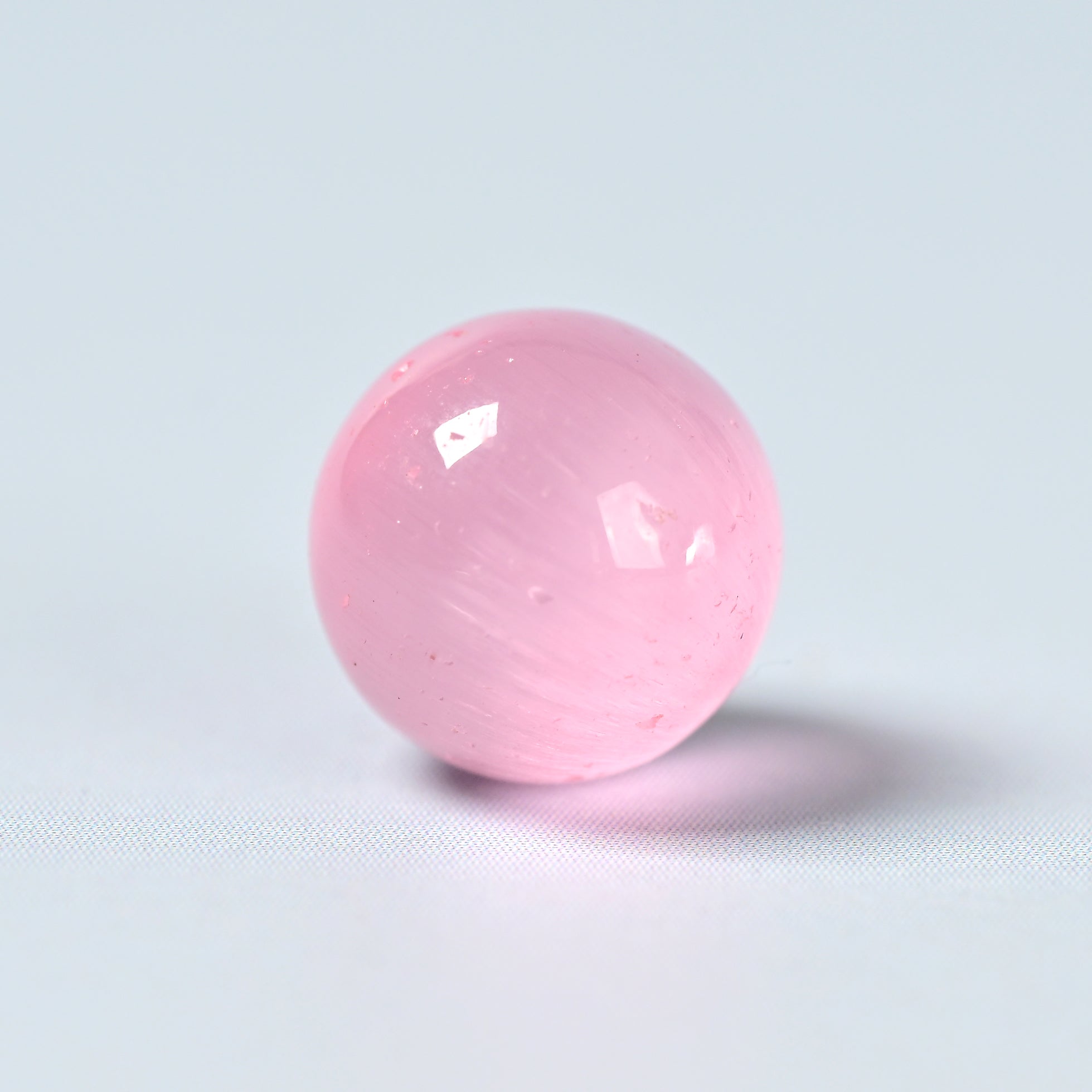 Œil de chat Rose clair